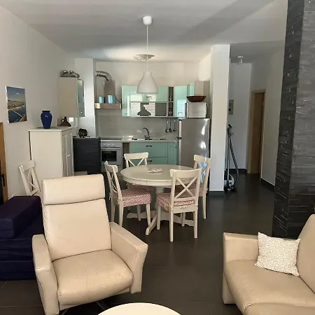 Paludo * 诺维格勒达尔马提亚