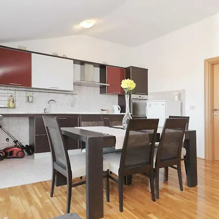 度假居 Paludo 诺维格勒达尔马提亚